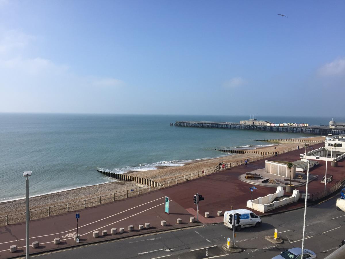 Alexanders Hotel Hastings Exterior photo